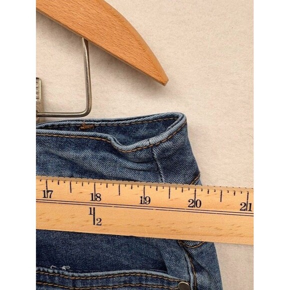 Alivia Ford Jeans Womens 18W Whiskered Rayon Spandex Fringe Hem Asymmetric Plus - Picture 8 of 9